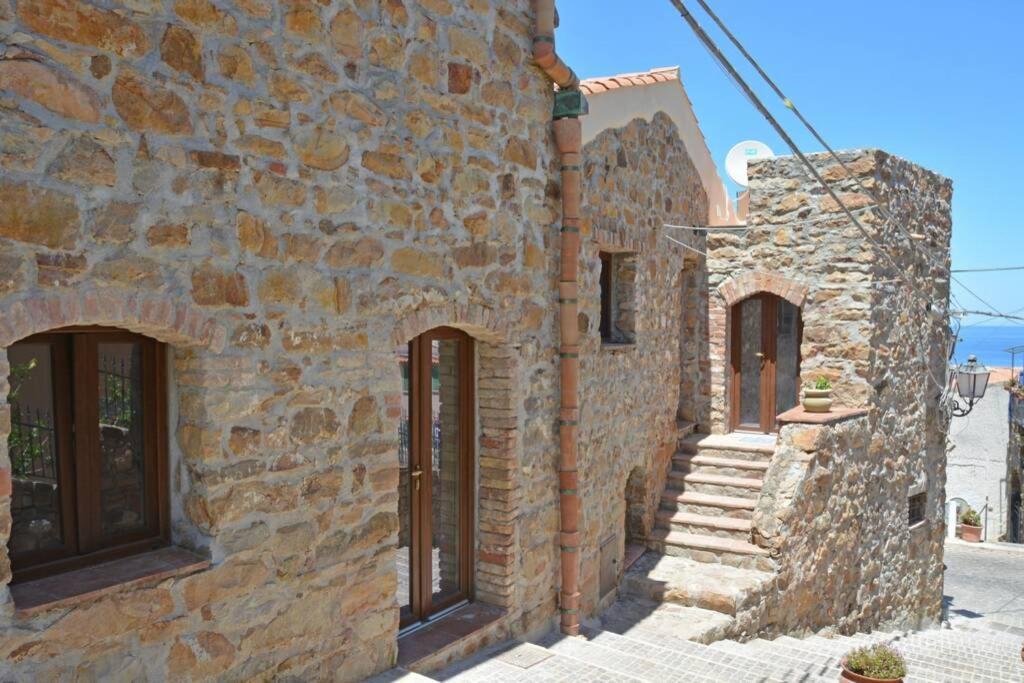Terrazza Ambrogio Apartment Sant'Ambrogio  Exterior photo